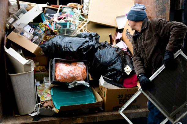 Best Retail Junk Removal  in Antigo, WI